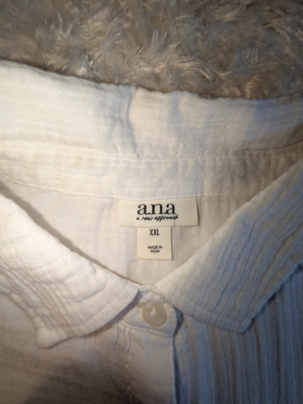 a.n.a A New Approach White Men’s Button-Up Shirt XXL